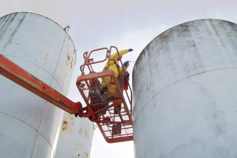 How Water Tank Inspection Services Are Changing with New Technology